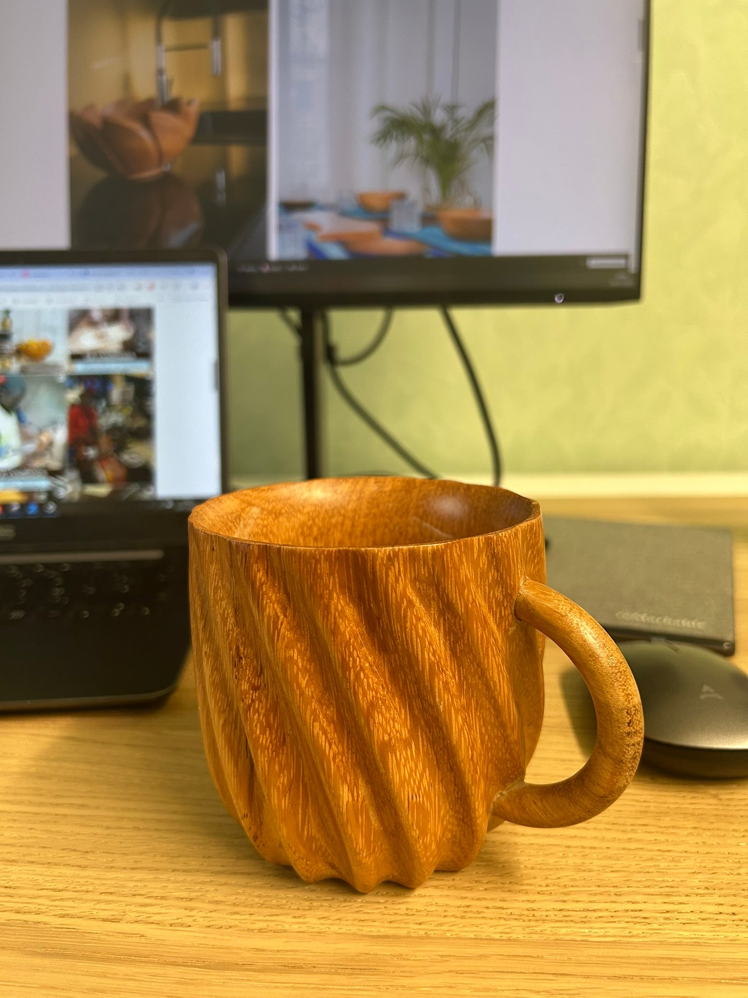 Mug Vibration